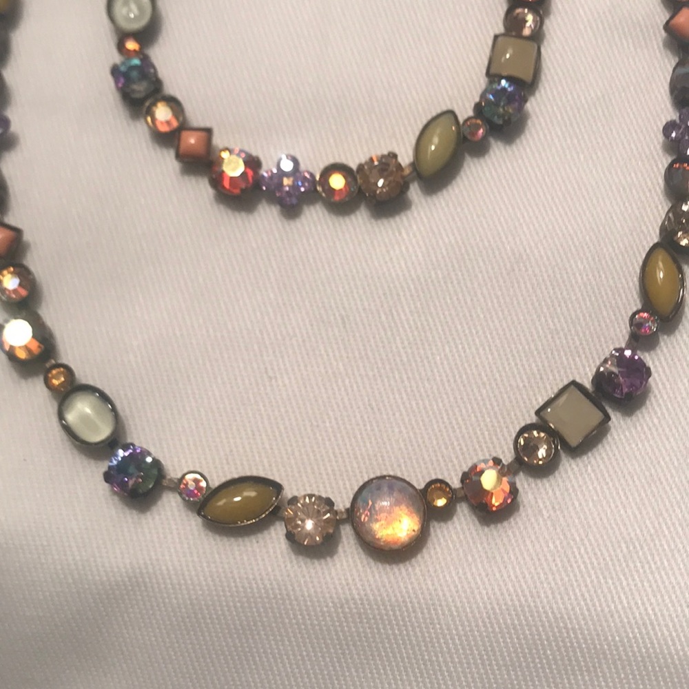 Sorrelli: Matching necklace and bracelet.